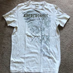 abercrombie & fitch t-shirt size L